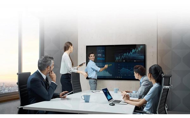 會議平板一體機，助力企業(yè)開啟高效辦公之門