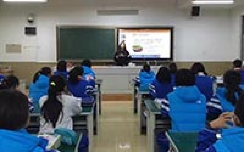 將理論教學(xué)跟直觀教學(xué)進行結(jié)合,教學(xué)觸控一體機功不可沒